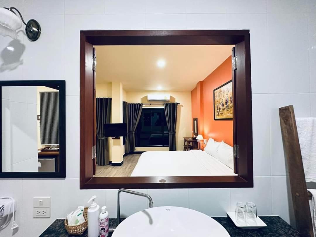 Baan Sakuna Hotel Chiang Khong Exterior foto