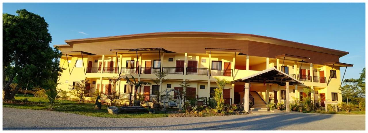 Baan Sakuna Hotel Chiang Khong Exterior foto